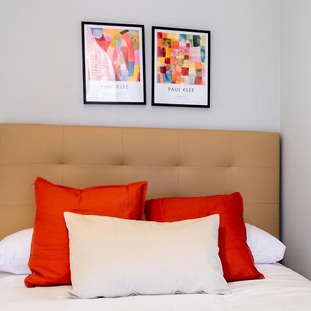 2 Bedrooms 1 Bathroom Furnished - Lavapies - Modern - Mintystay Madrid Luaran gambar